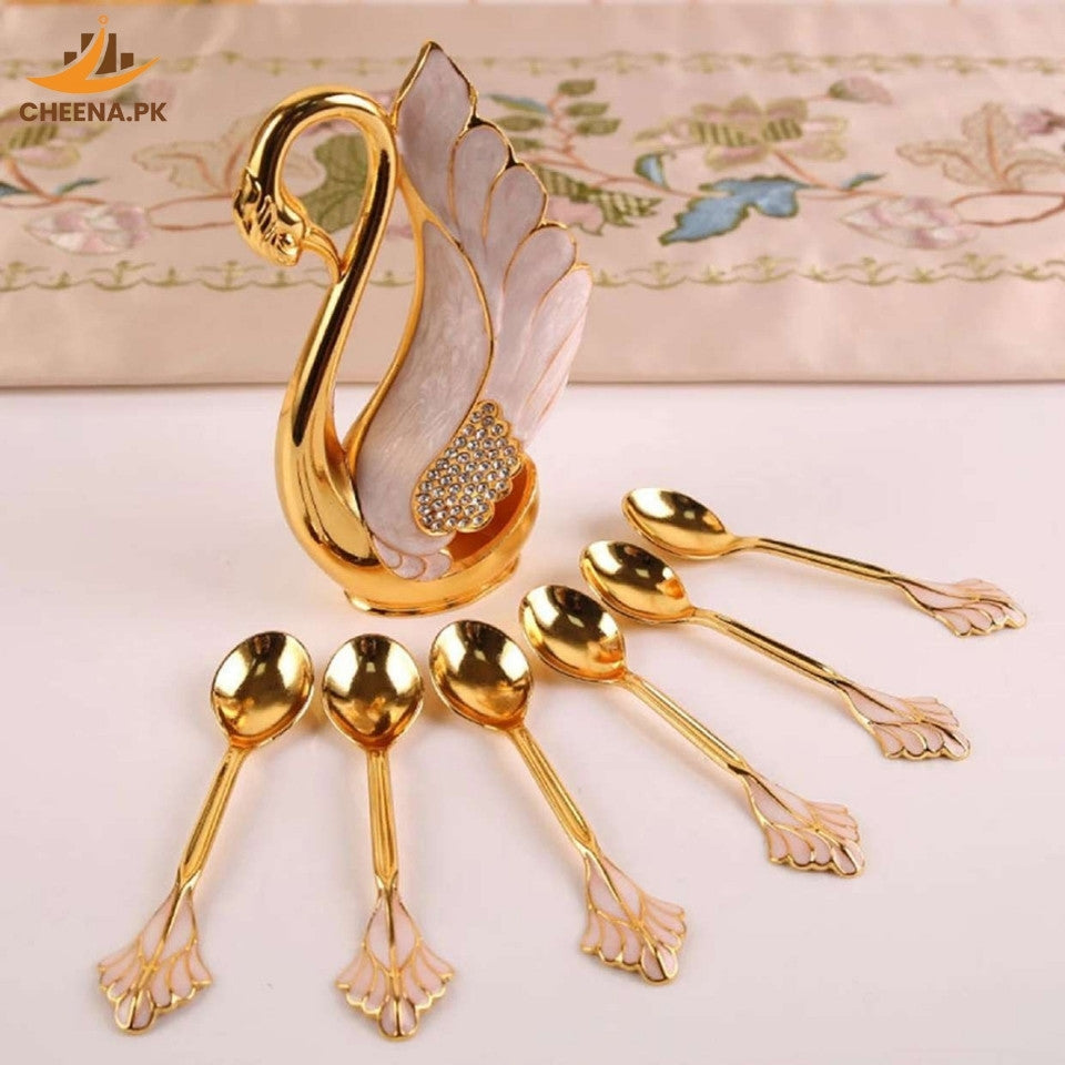 Swan Figurines & Luxury Ornaments